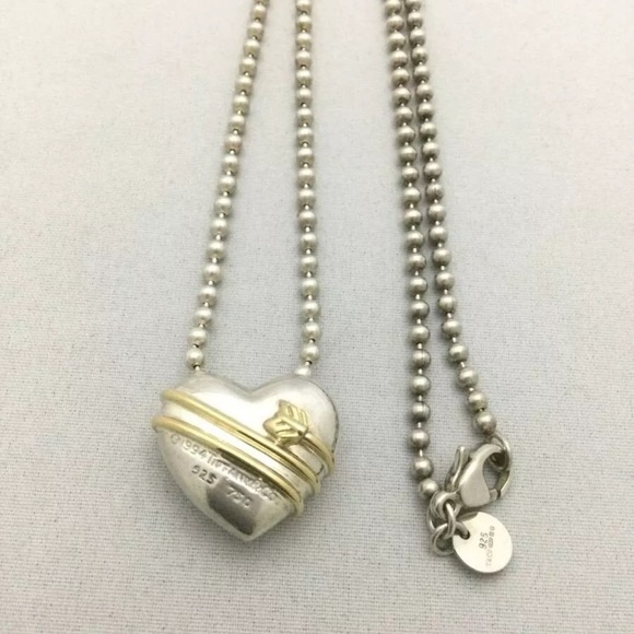 GUVCI Luxury 925 Sterling Silver with 18k Gold on Arrow wrapped on heart ❤️ - Picture 5 of 8